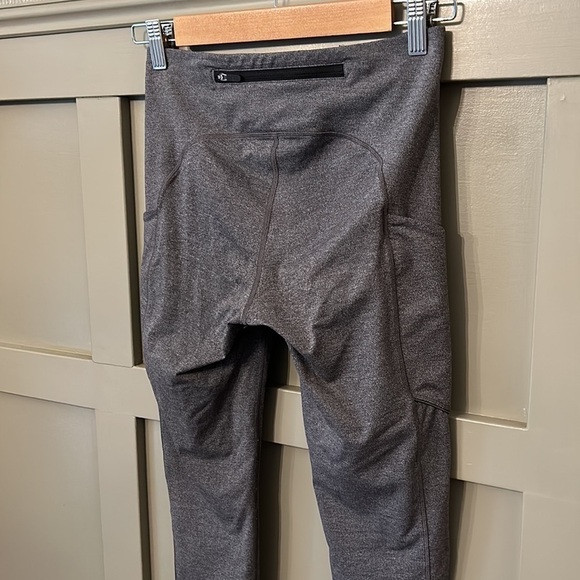 Lululemon Speed Up Crop Heathered Black 21" Inseam Running Leggings Size 4 - Picture 13 of 15